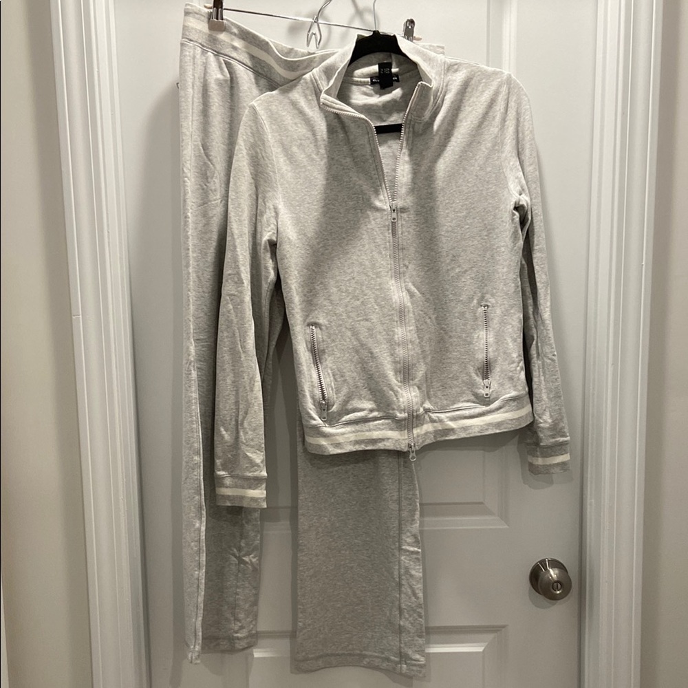 Club Monaco Light Gray Cotton Blend Top